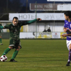 Javi Amor se erigió en el gran protagonista del partido al materializar los dos goles. FERNANDO OTERO