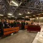 Un momento de la misa de funeral del magistrado José Quirós, ayer en la capital leonesa