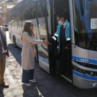 La delegada territorial, Ester Muñoz, presentó ayer el bono rural en la Cabrera. DL