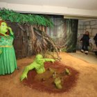 Fiona y Shrek reciben a los visitantes de 'Somos Cuento' en el Munic. ANA F. BARREDO