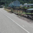 Carretera por donde discurre la red general del agua. ARAUJO