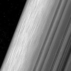 Región del anillo B de Saturno observada muy de cerca desde la sonda 'Cassini' de la NASA.