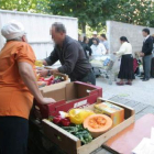 Recogida de alimentos de primera necesidad entre familias ponferradinas en problemas.