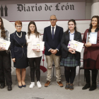 Entrega de los premios del concurso ‘Fechas para la historia’ celebrada en el Club de Prensa del Diario de León. RAMIRO