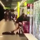 Sexo en el metro de Barcelona.