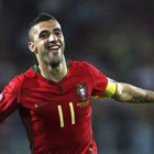 El jugador del Atlético de Madrid Simao Sabrosa celebra el gol conseguido contra Malta.