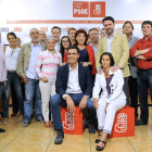 La alcaldesa de Astorga, Vitorina Alonso, entre los firmantes en apoyo a Pedro Sánchez.