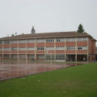 Imagen del colegio público Benito León de Santa María del Páramo. MEDINA