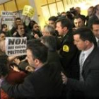 La presidenta del PP en el País Vasco, San Gil, fue increpada por estudiantes independentistas