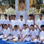 El equipo de fútbol de los Jabalís de Tailandia.