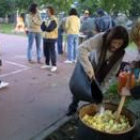 Los organizadores se afanaron desde el principio en la preparación de la compota de manzana