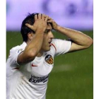 El delantero del Valencia Villa se lamenta del varapalo de su equipo