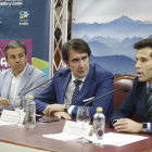 Fernando Moreno, Suárez-Quiñones y Alfonso Lahuerta, durante la presentación. RAMIRO