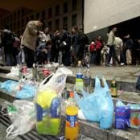 Las plazas españolas suelen ser uno de los lugares más frecuentados por los jóvenes para el botellón