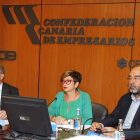 El presidente de Repsol y los vicepresidentes de la Confederación Canaria de Empresarios.
