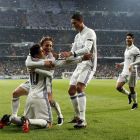 James se reivindicó ante Zidane y la afición del Real Madrid. El colombiano abrió y cerró la goleada frente al Sevilla. JAVIER LÓPEZ