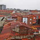 Vista del casco antiguo de León  desde el campanario de la iglesia del Mercado. RAMIRO