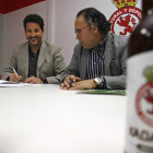 Jesús Fernández y Felipe Llamazares, en la presentación. F. OTERO