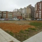En esta parcela de la Puentecilla será construido un polideportivo con espacios para centro cívico
