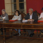 Sesión plenaria en el Ayuntamiento de Cistierna. CAMPOS