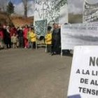 Manifestación en contra de la red eléctrica Lada-Velilla que atravesará la montaña leonesa