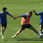 El contacto con el balón agradó a los jugadores. L. DE LA MATA