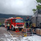 Los bomberos de León intervinieron para excarcelar al herido. BOMBEROS DE LEÓN