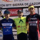 Iñaki Vilallain en el centro del podio como vencedor máster. FAC