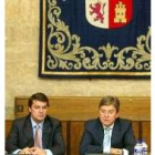 El consejero de la Presidencia y el presidente de las Cortes, en una comparecencia