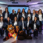 La selección española con la leonesa Mireya, tercera por la derecha en la fila superior. EMILIO NARANJO
