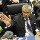 El ministro saudí de petróleo, Ali Al-Naimi, antes del comienzo de la reunión ministerial de la Organización de Países Exportadores de Petróleo (OPEP) en Viena.