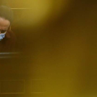 El vicepesidente del Gobierno, Pablo Iglesias, en su escaño del Congreso. BALLESTEROS