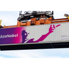 Un contenedor de Akzo Nobel. /