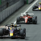 Verstappen por delante de Leclerc y Sergio Pérez. LAURENT