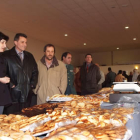 Fidentino Reyero inauguró la feria en compañía de la alcaldesa, Ángeles García, y el diputado Lupici