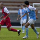 Yuri fue titular en Santiago en detrimento de Óscar de Paula
