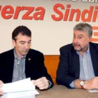 El secretario autonómico de UGT, Ángel Hernández, junto a Fidalgo
