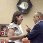 Adriana Lastra y Carles Campuzano, en una reunión de la Diputación Permanente el pasado mes de julio.