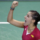 Carolina Marín, feliz tras imponerse a la taiwanesa Tzu Ying Tai en semifinales del Abierto de París.