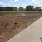 Vista parcial de los terrenos en los que será construido el centro de especialidades en una imagen d