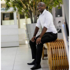 Herve Muneza a la salida del trabajo en Deloitte Mozambique.