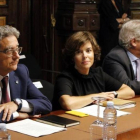 La vicepresidenta del Gobierno, Soraya Sáenz de Santamaría, junto al delegado del Gobierno, Enric Millo, y el ministro de Asuntos Exteriores, Alfonso Dastis.