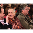 De izquierda a derecha, los dirigentes del PSC Dani Fernández, Pere Navarro y Antonio Balmón, el sábado, durante el congreso del PSOE.
