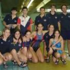 Nadadores infantiles que compitieron con el Club Natación León en el autonómico de edades