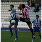 Rubén Vega pelea con Viale. No pudo evitar la sequía goleadora otra vez