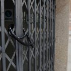 Algunos bares de Ponferrada no han vuelto a abrir. ANA F. BARREDO
