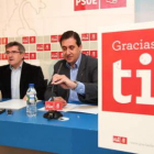 Francisco Fernández presentó la campaña acompañadao por Miguel Ángel Fernández Cardo.