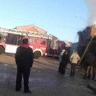 El fuego se inició en torno a las ocho de la mañana de ayer. DL