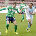 Cristian, a la izquierda, volverá a jugar infiltrado esta tarde frente al Sporting B.
