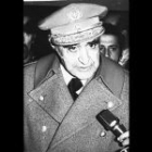 Un año después de la Revolución de los Claveles, el ex presidente Spínola dio un golpe de estado fallido. Tuvo que refugiarse en España, acogido por la dictadura.
